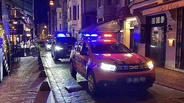 İzmir'in dahil 15 ilde 'Ailem Güvende' operasyonu: Derneklere ve işletmelere adli işlem!