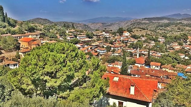 İzmir Kınık'ta Hafta Sonu Yapılacak Aktiviteler: Doğa, Tarih ve Köy Rotaları