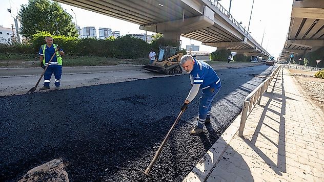 İZSU ilk etabı bitirdi: Liman Caddesi'nde ikinci etap başlıyor