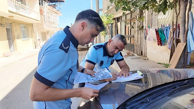 Konak'ta çevreyi kirletenler cezasız kalmadı