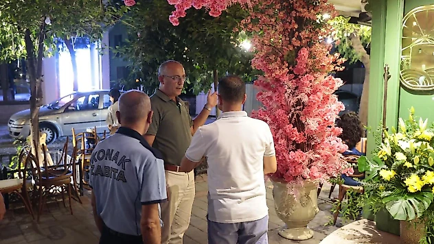 Konak'ta işgale geçit yok: Alsancak'ta gece denetimi yapıldı
