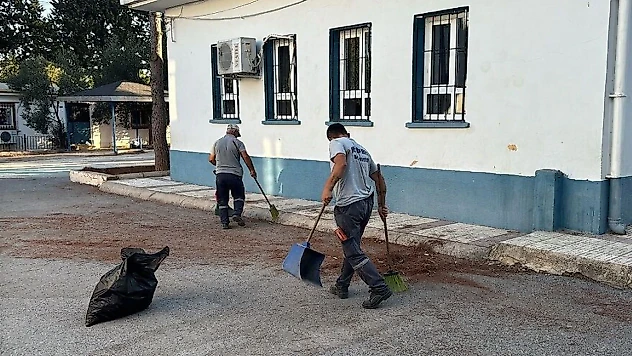 Menderes'te okullar yeni döneme hazırlanıyor