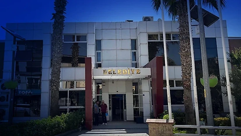 Seferihisar Belediyesi soruşturmasında yeni gelişme: Bir tutuklama, bir ev hapsi
