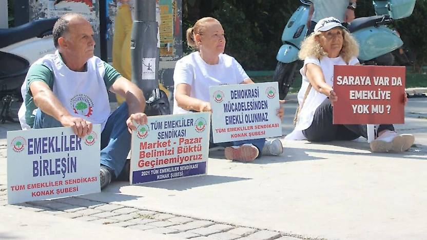 Emeklinin emekliliği de elinden alındı