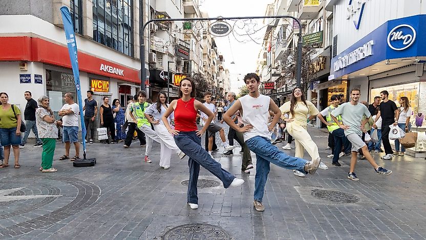 Karşıyaka'da Avrupa Hareketlilik Haftası etkinlikleri başladı