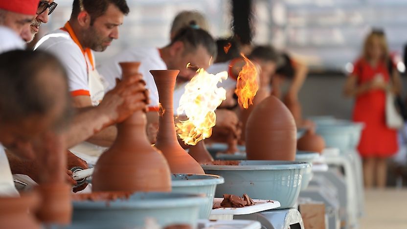 Menemen Çömlek Festivali başlıyor: Edis ve Nil Karaibrahimgil sahne alacak